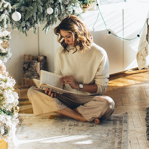 23 βιβλία ελληνικής λογοτεχνίας για τις γιορτές