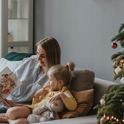 12 παιδικά βιβλία και graphic novels για τις γιορτές