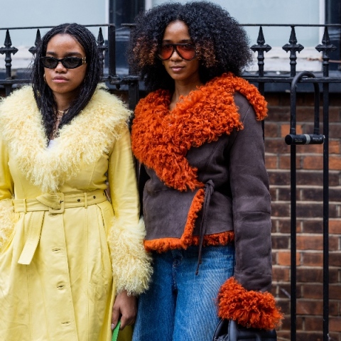 Παλτό με faux γούνα, το απόλυτο πανωφόρι για τις γιορτές