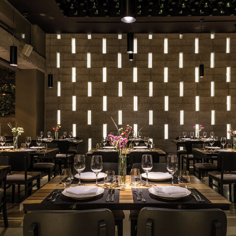 Γεύμα €60 στο εστιατόριο Βασίλαινας