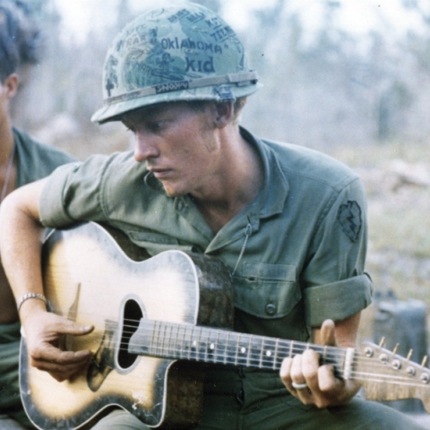 14+1 τραγούδια για τον πόλεμο του Βιετνάμ 