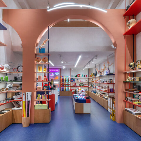 WATobject στο Κολωνάκι 