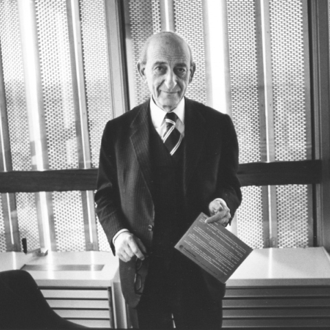 «Το όπιο των διανοουμένων» του Ρεϋμόν Αρόν