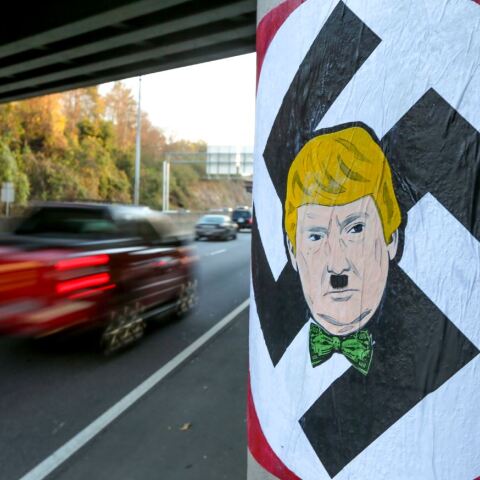 «Δεν διάβασα ποτέ το ‘Ο Αγών Μου’» - Η απάντηση του Τραμπ σε όσους τον συγκρίνουν με τον Χίτλερ