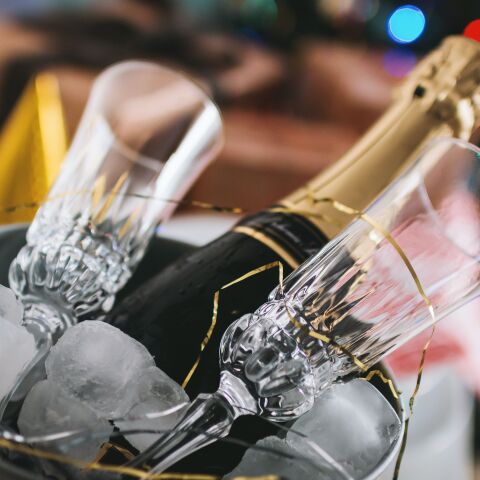 10 ελληνικές ετικέτες για να αποχαιρετήσουμε το 2023