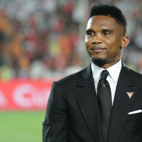 Σαμουέλ Ετό: Ο Καμερουνέζος πρώην ποδοσφαριστής της Μπαρτσελόνα δέχθηκε μήνυση από την βιολογική του κόρη για «μη συμμόρφωση με τις υποχρεώσεις της διατροφής».