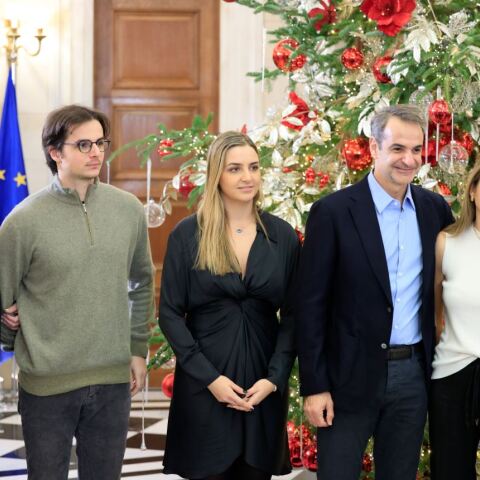 Κάλαντα από το Καστελλόριζο άκουσε ο Κυριάκος Μητσοτάκης