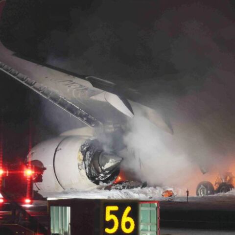 Ιαπωνία: Νέα στοιχεία στο φως για το φλεγόμενο αεροσκάφος