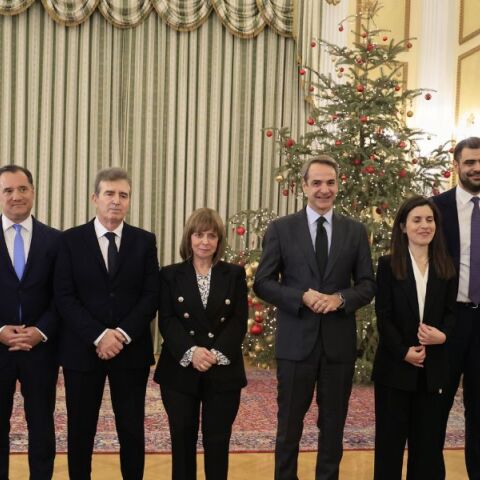 Ορκίστηκαν οι νέοι υπουργοί και υφυπουργοί