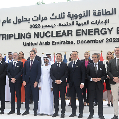 Ο Μακρόν και η επιστροφή της πυρηνικής ενέργειας