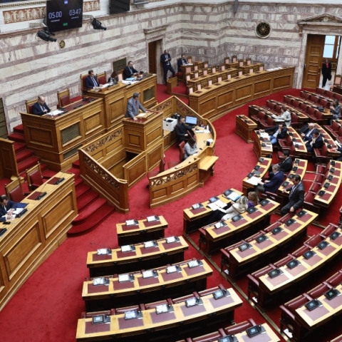 Γιατί δεν πρέπει να νοιάζεστε για τις αποφάσεις και τα νομοσχέδια της κυβέρνησης