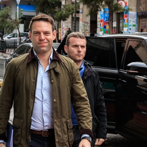 Συνομιλώντας με την ιστορία