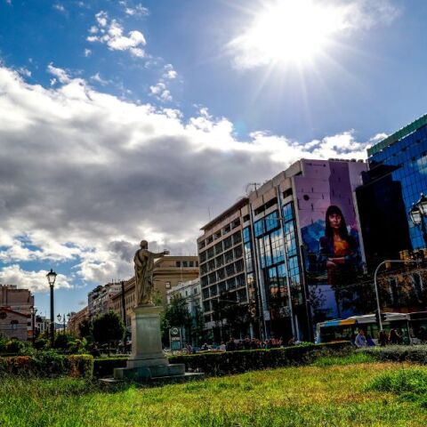 Καιρός: Βελτίωση από την Κυριακή - Μικρή άνοδο θα σημειώσει η θερμοκρασία - Αναλυτική πρόγνωση από το meteo και την ΕΜΥ.