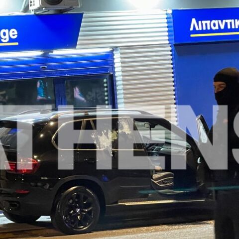 Δολοφονία 44χρονου με δεκάδες σφαίρες από καλάσνικοφ στο Νέο Κόσμο - Σε ξεκαθάρισμα της νύχτας αποδίδεται από την αστυνομία.