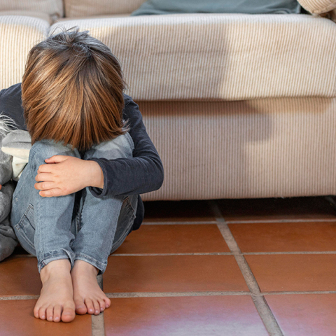 Οι υπεράνω υποψίας συνένοχοι στον ξυλοδαρμό του 4χρονου