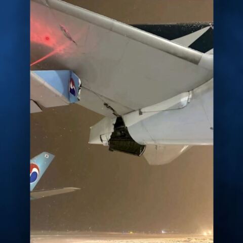 Δύο αεροπλάνα συγκρούστηκαν σε αεροδρόμιο στην Ιαπωνία