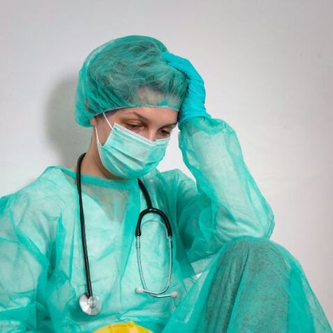 Θεσσαλονίκη: Κατέρρευσε από την κούραση αναισθησιολόγος 