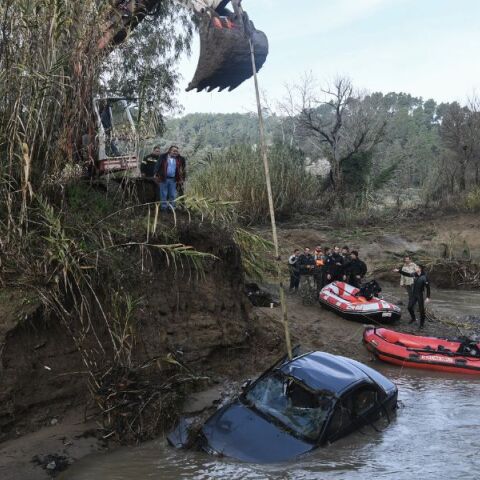 Ηλεία: Άκαρπες οι έρευνες για αγνοούμενο οδηγό