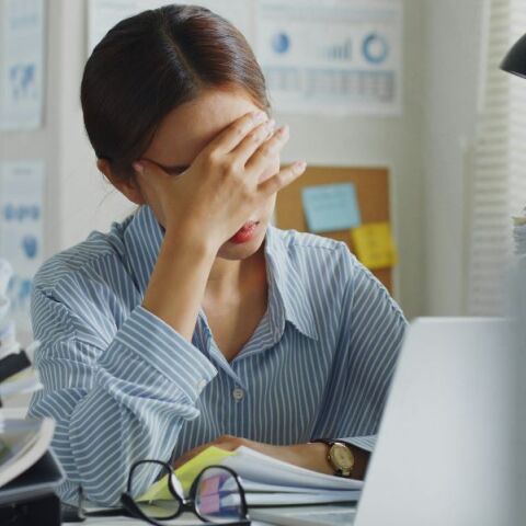 Eπαγγελματική εξουθένωση: Πώς συμβαίνει, πώς αντιμετωπίζεται