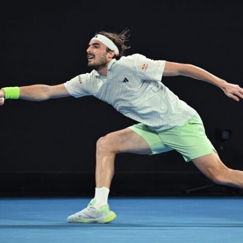 Στέφανος Τσιτσιπάς: Αποκλείστηκε από το Australian Open