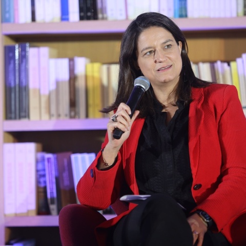 Η υπουργός Εσωτερικών, Νίκη Κεραμέως