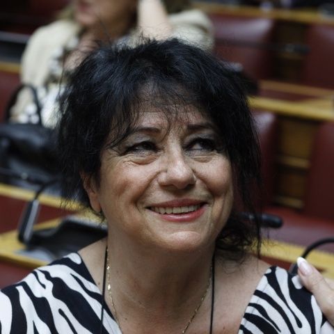 Η ηθοποιός και πρώην βουλεύτρια του ΣΥΡΙΖΑ Άννα Βαγενά στα έδρανα της Βουλής