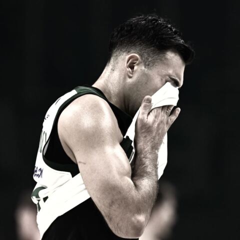 Νοκ-άουτ ο Σλούκας με θλάση α' βαθμού στον αριστερό προσαγωγό