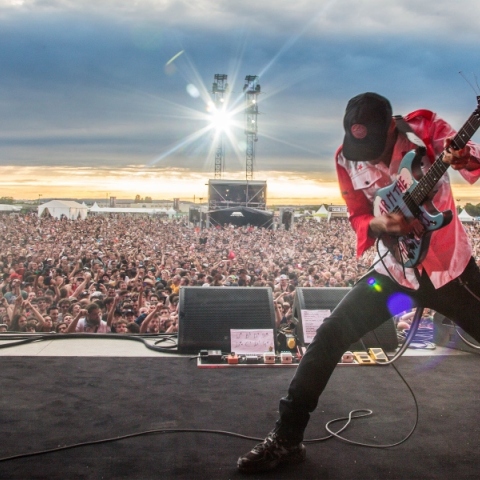 O Tom Morellο θα ανοίξει τη συναυλία των Smashing Pumpkins στην Αθήνα, στις 16 Ιουλίου 2024, στο Στάδιο Ειρήνης και Φιλίας