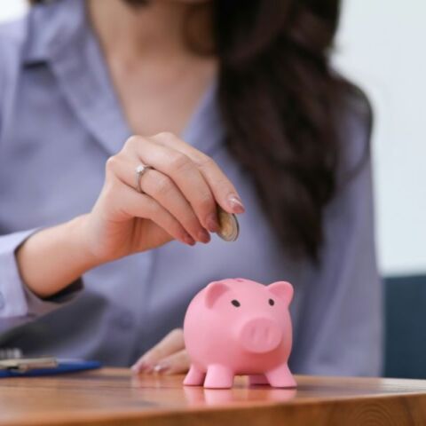 ΙΜΕ ΓΣΕΒΕΕ: Αρνητικές είναι οι προσδοκίες των νοικοκυριών για το 2024 - Πάνω από 1 στα 2 εκτιμά ότι θα χειροτερέψει η οικονομική του κατάσταση.