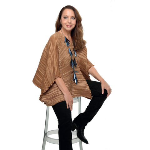 Δάφνη Βαλέντε: Συνέντευξη με την σχεδιάστρια μόδας