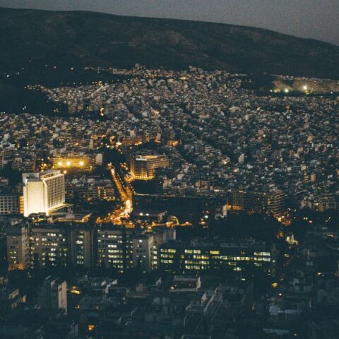 Δημοσκόπηση Marc: «Καμπανάκι» ακρίβειας - «Ναι» στα μη κρατικά ΑΕΙ