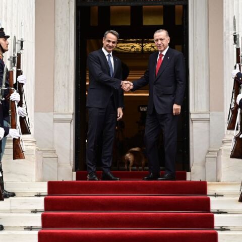 Υπουργείο Εξωτερικών: Η ατζέντα των ελληνοτουρκικών επαφών με χρονικό ορίζοντα τη συνάντηση του Κυριάκου Μητσοτάκη και του Ρετζέπ Ταγίπ Ερντογάν.