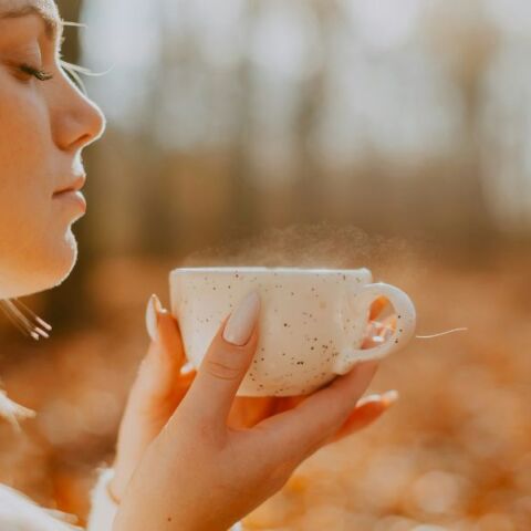 Βρετανία - ΗΠΑ: Διπλωματική κόντρα με εκατέρωθεν αστεία έπειτα από πρόταση Αμερικανίδας χημικού για προσθήκη αλατιού για ένα τέλειο φλιτζάνι τσάι.