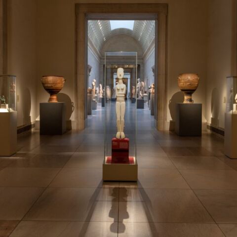 Aνοίγει στο Μητροπολιτικό Μουσείο Τέχνης της Νέας Υόρκης η έκθεση 161 αρχαιοτήτων της συλλογής Στερν - Συμφωνία με το ΥΠΠΟ και το Μουσείο Κυκλαδικής Τέχνης.