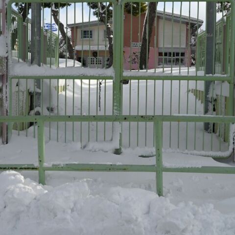 Ποια σχολεία θα είναι κλειστά την Τρίτη λόγω της κακοκαιρίας «Avgi»