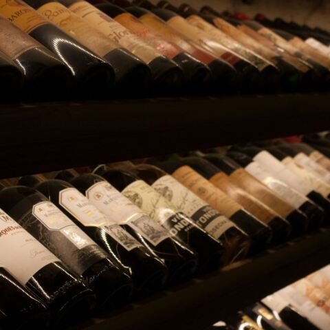 Γαλλικό εστιατόριο κατήγγειλε ότι του έκλεψαν μπουκάλια κρασί αξίας 1,5 εκατ. ευρώ