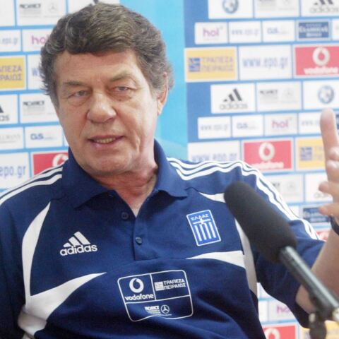 Ότο Ρεχάγκελ: Αποθεώθηκε σε εκδήλωση 20 χρόνια μετά το Euro 2004