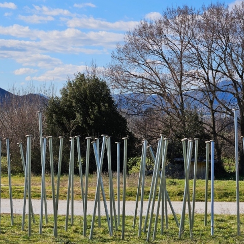 58 καρφιά στα Τέμπη