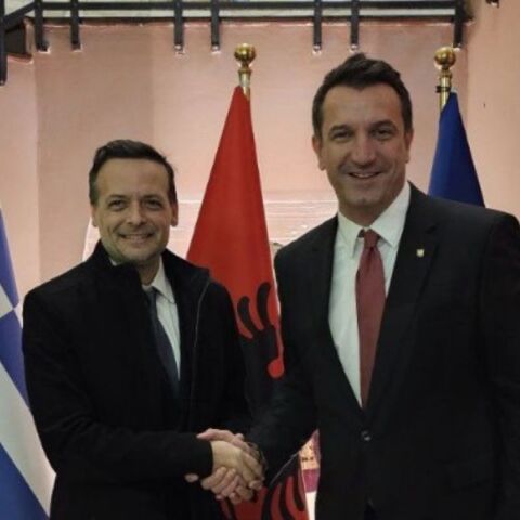 Χάρης Δούκας:Στα Τίρανα συναντήθηκε με τον Δήμαρχο Εριόν Βελιάι