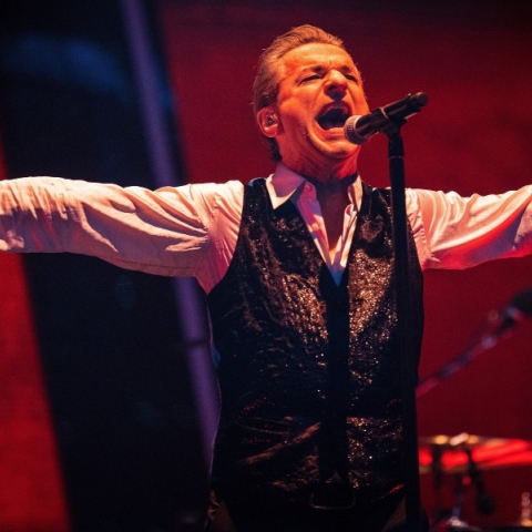 Οι Depeche Mode κυκλοφόρησαν το νέο τους βιντεοκλίπ για το τραγούδι «Before We Drown» σε σκηνοθεσία Anton Corbijn.