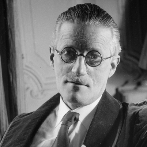 Τζέιμς Τζόυς: Ο διασημότερος Ιρλανδός μοντερνιστής γεννιέται σαν σήμερα πριν 142 χρόνια