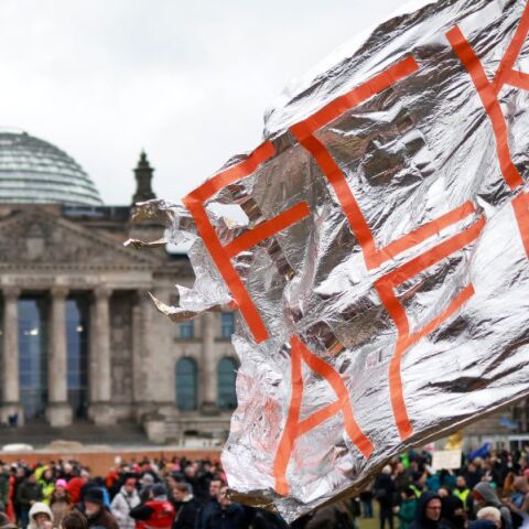 Γερμανία: Συνεχίζονται οι διαδηλώσεις κατά της ακροδεξιάς - Κλιμακώνονται οι αντιδράσεις κατά του AfD - Μέτωπο περισσότερων από 1700 οργανώσεων.