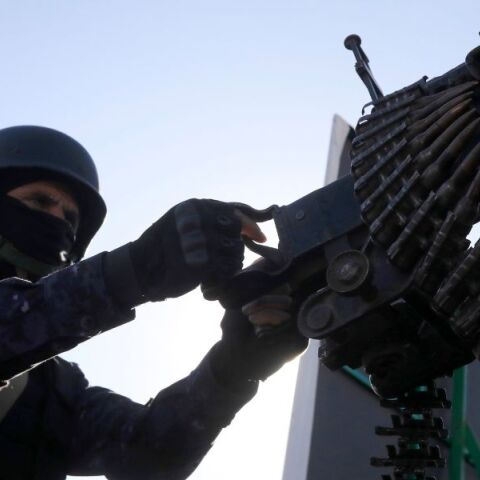 Υεμένη: Νέοι βομβαρδισμοί ΗΠΑ και Βρετανίας σε θέσεις και εγκαταστάσεις των Χούθι - Τρίτη κοινή επιχείρηση των ενόπλων δυνάμεων.