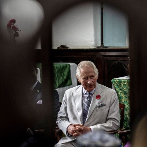 Πώς αντιμετωπίζει o Βασιλιάς Κάρολος την διάγνωση σύμφωνα με την Daily Mail