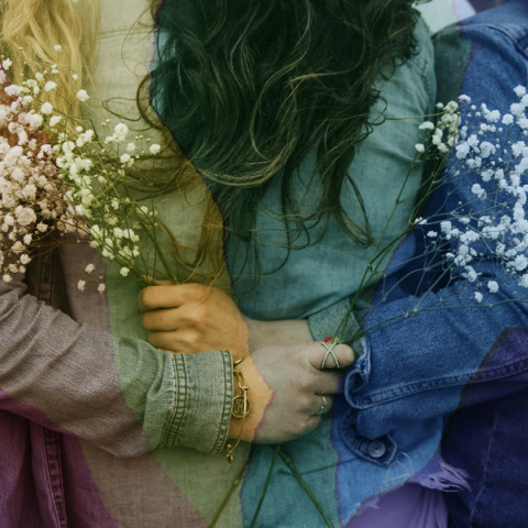 Μεγαλώνοντας ως γκέι γυναίκα στα τέλη του 20ού αιώνα