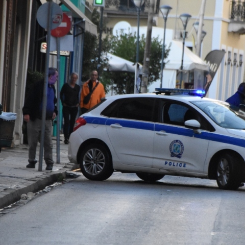 Εξάρχεια: Κρατείται και θα καταθέσει ο συγκάτοικος του 50χρονου 