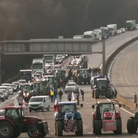 Ισπανία: Αγρότες κατέβηκαν με τα τρακτέρ τους στους δρόμους 