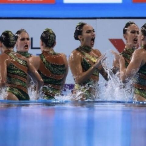 Στον τελικό του ελεύθερου ομαδικού η εθνική καλλιτεχνικής κολύμβησης