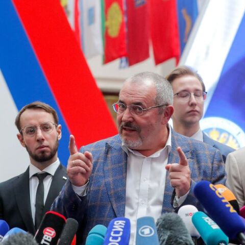 Ρωσία: Ο Μπόρις Ναντιέζντιν, αντίπαλος του Πούτιν που τάσσεται κατά του πολέμου, λέει ότι δεν του επετράπη να είναι υποψήφιος στις προεδρικές εκλογές.