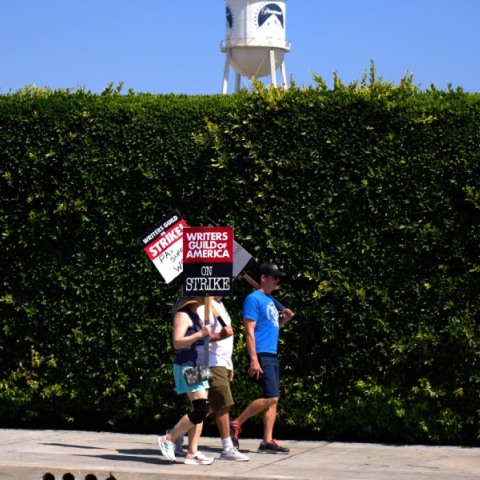 Το AI λειτουργεί για εμάς ή συμβαίνει το αντίστροφο; 